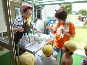 給食の先生のカキ氷屋さん